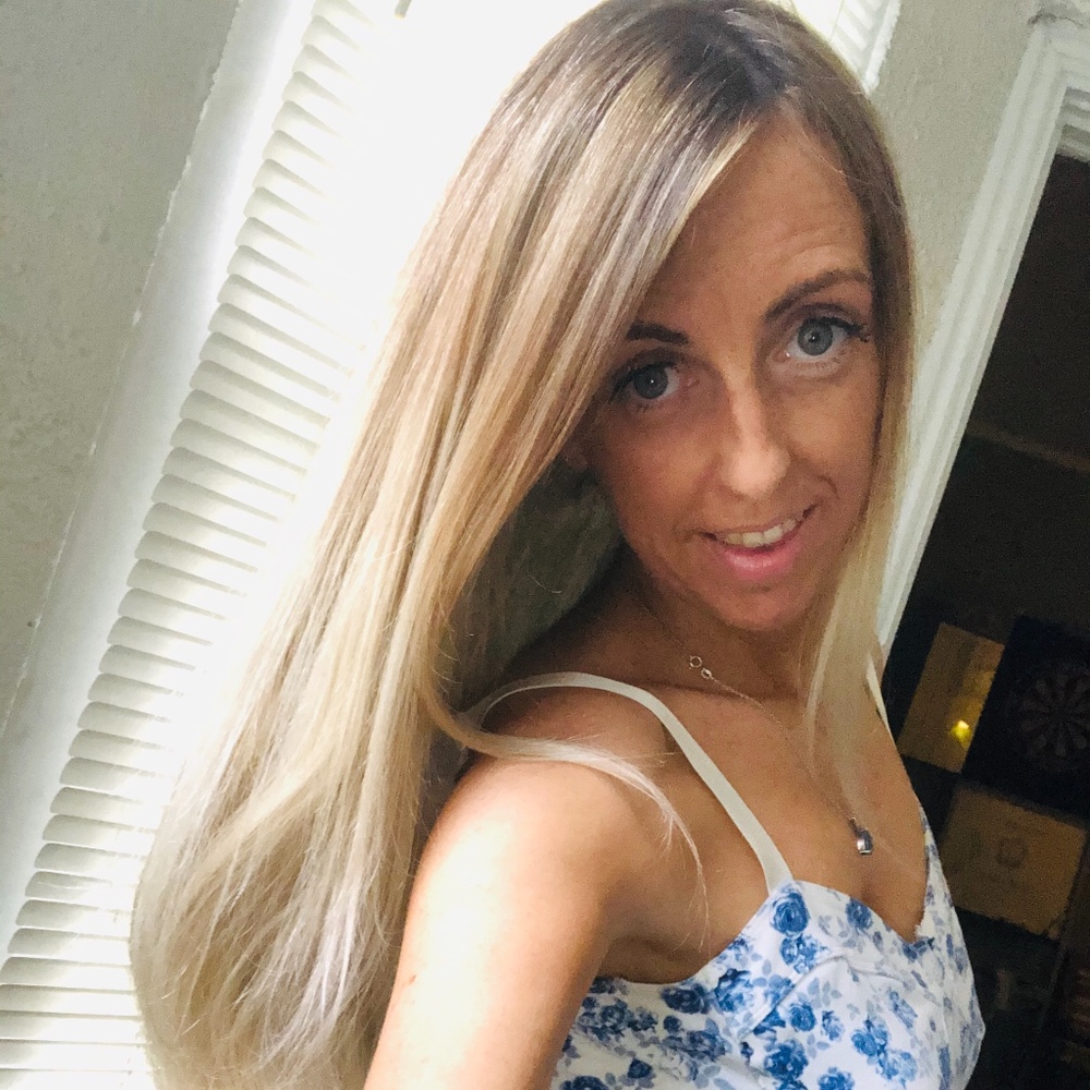 Meet your Posher, Posh